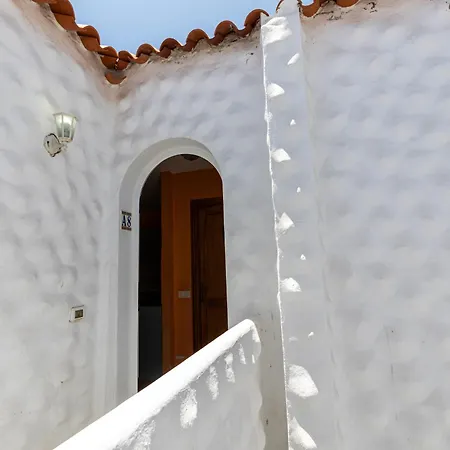 Seaviews From The Big Balcony, Parking And Wifi *