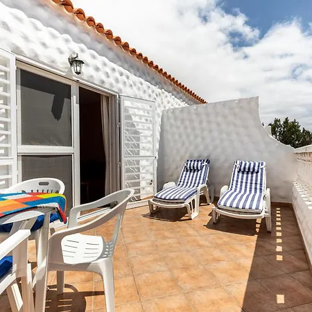 Seaviews From The Big Balcony, Parking And Wifi Lejlighed *